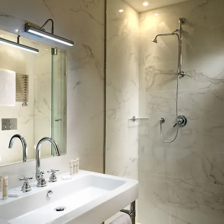 Splendor - & בית הארחה