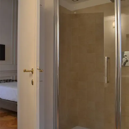 Splendor - & בית הארחה רומא